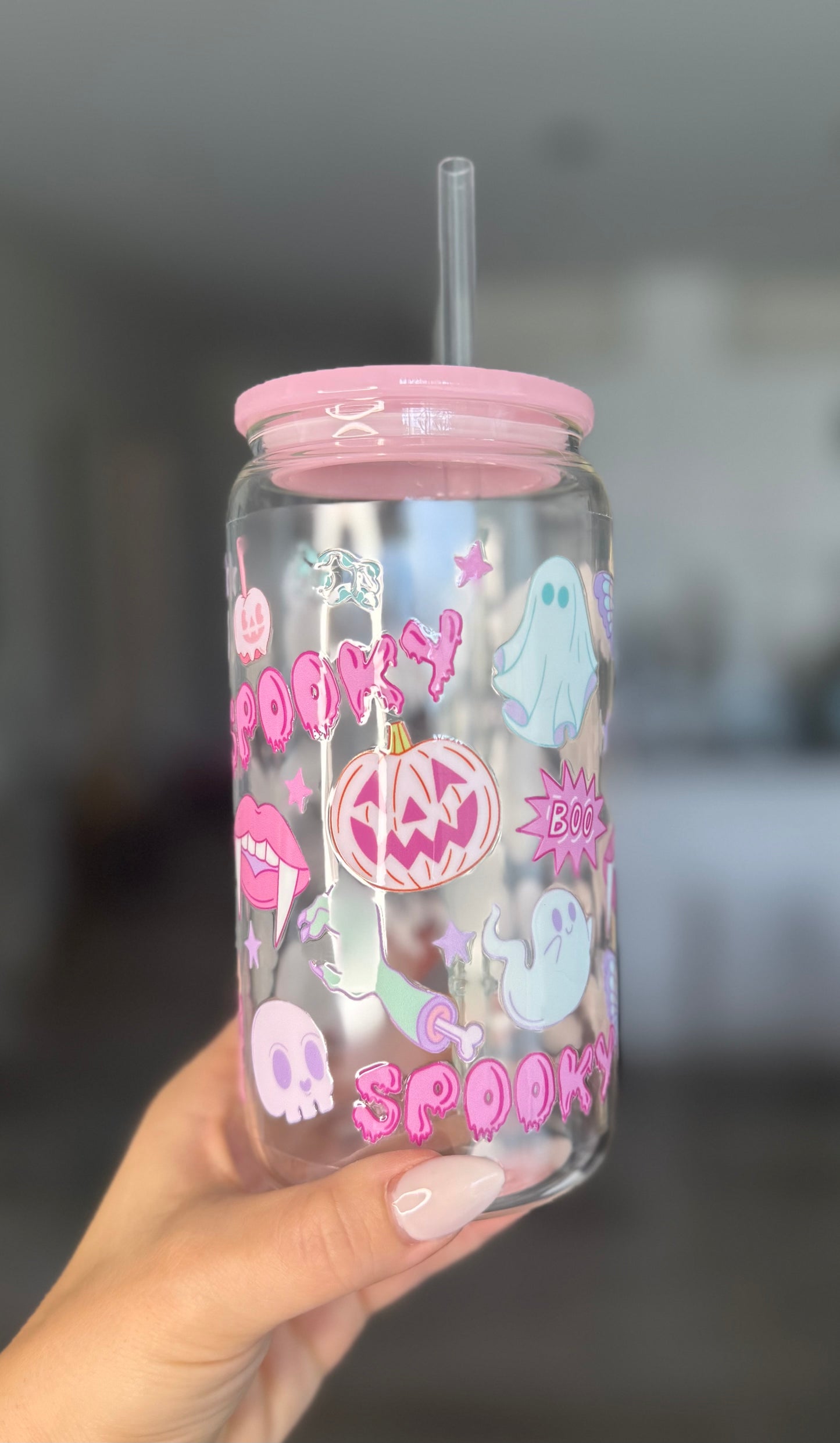 Modèle 16 oz - Girly spooky teeth